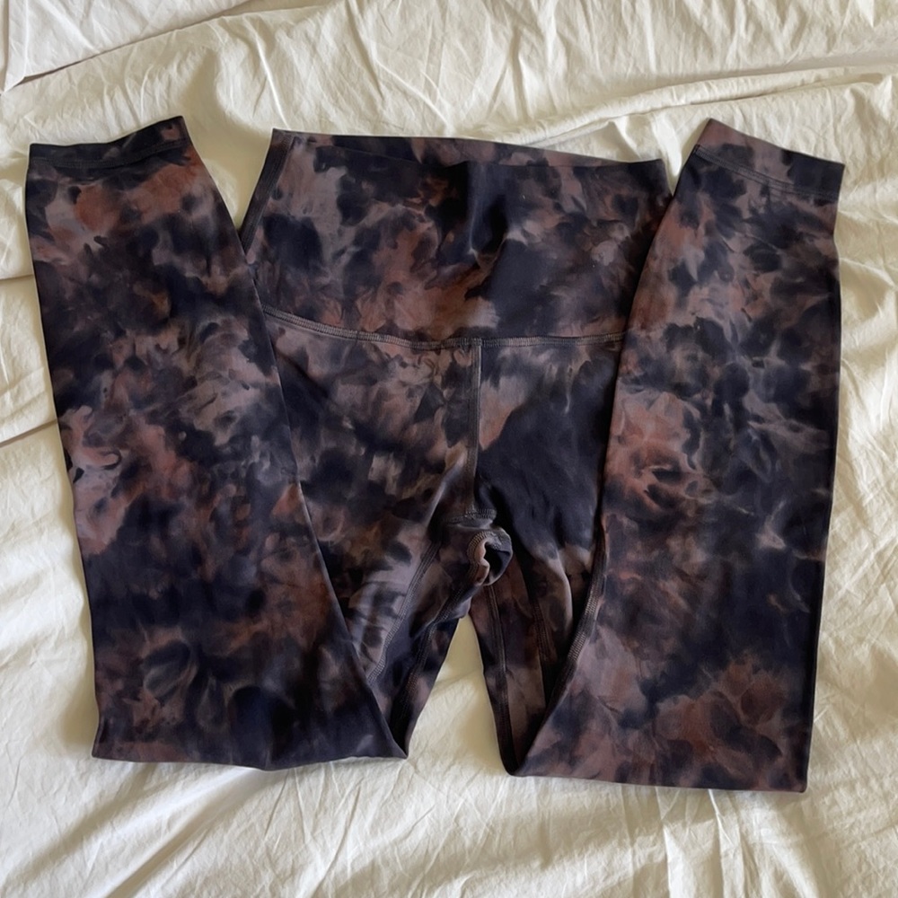 Lululemon Align HR 25”